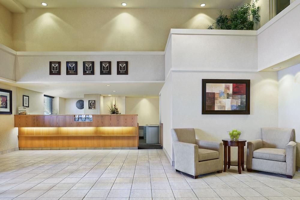 Comfort Suites London Exterior foto