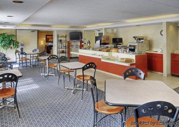 Comfort Suites London Restaurant foto