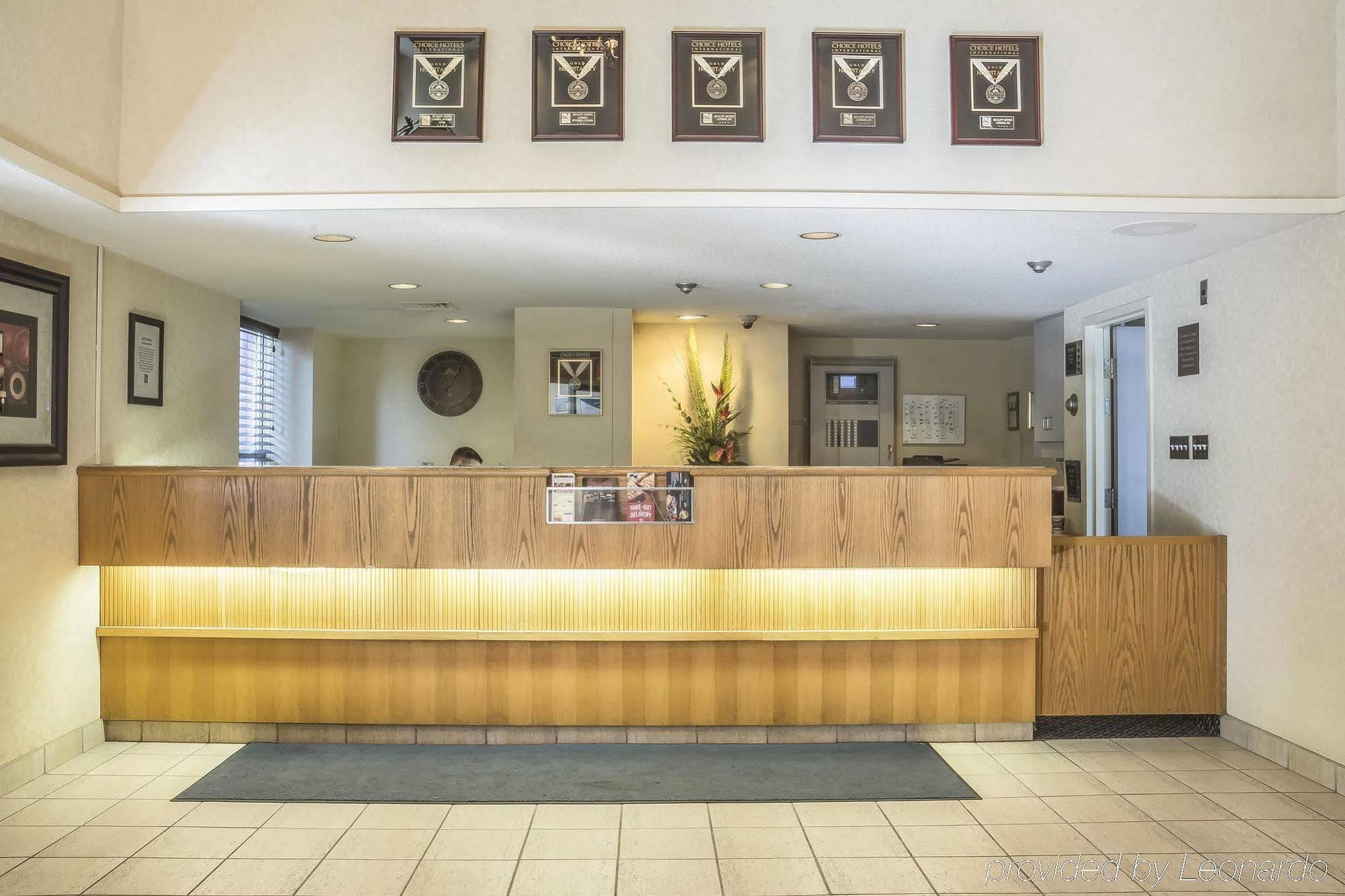 Comfort Suites London Exterior foto